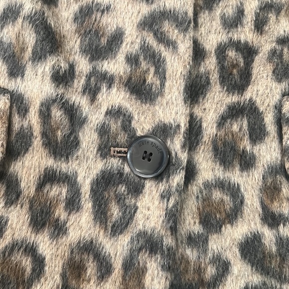 Leopard Print Wool Blend Coat
Camel Leopard Coat by kate spade New York - Picture 9 of 10